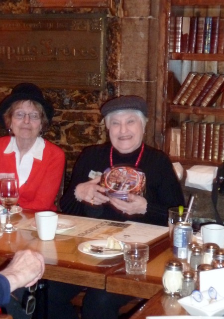 Sharon choses the cookies