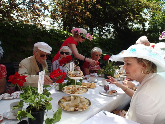 Plenty of iced tea is on hand to quench our thirst