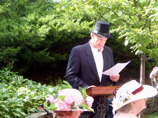 Our next reciter is the talented, Bournemouth born, Clive Brewer