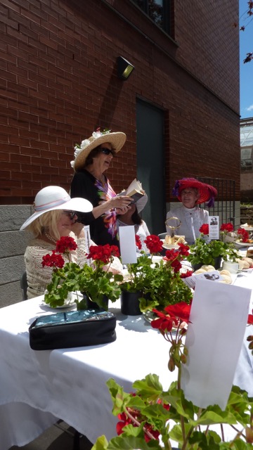 Following the reading by Judith, Sylvia (Vice President) made a toast to Ellie and the immortal memory of Dickens